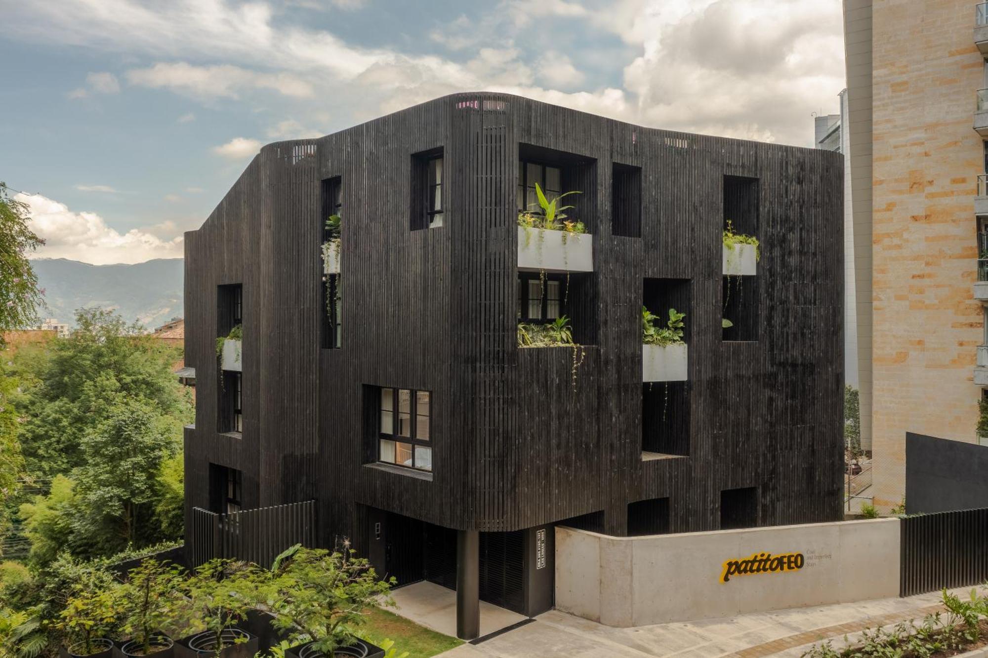 Apartment Patito Feo - Poblado Medellín Exterior foto